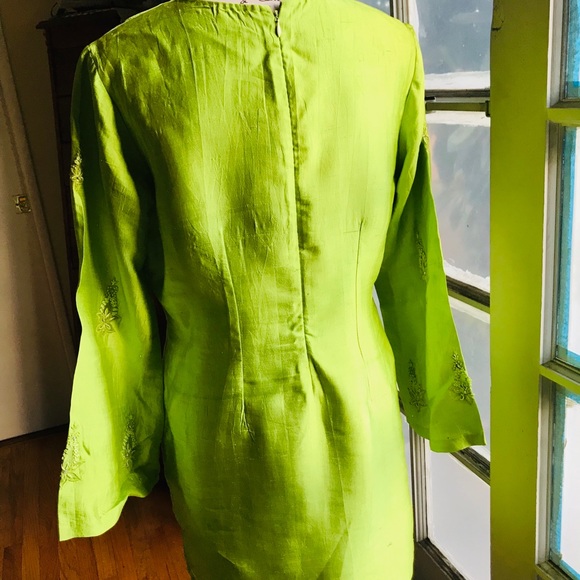 Lime green silk pant suit with scarf - Picture 2 of 8